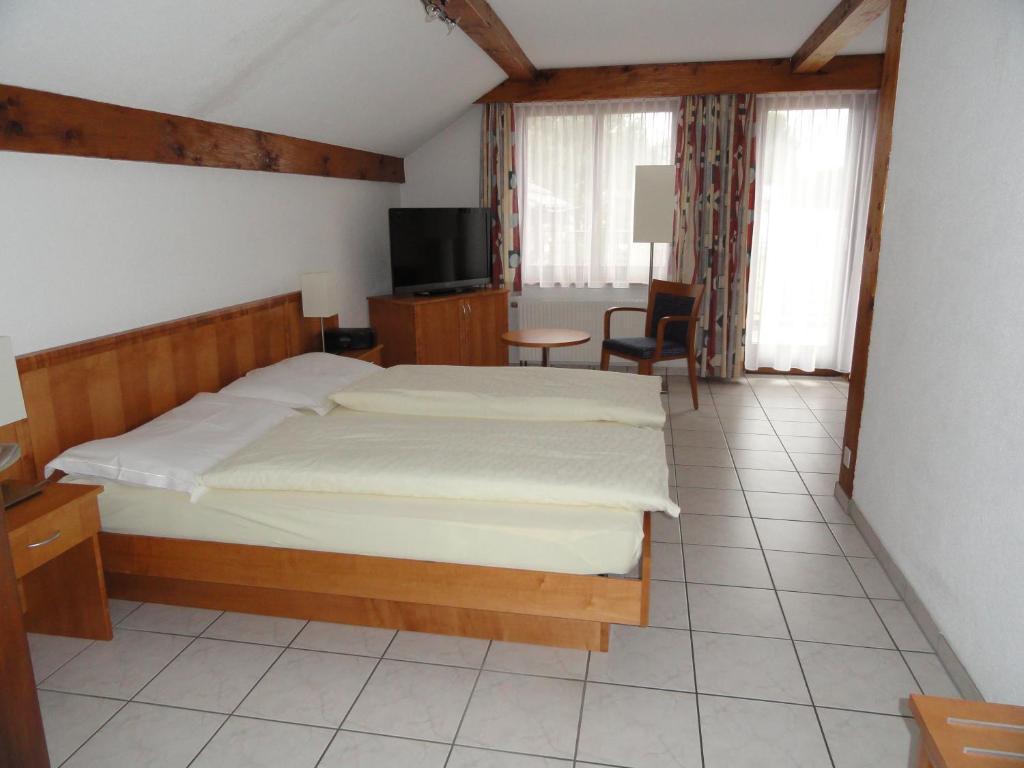 Gasthof Sonne Horriwil Habitación foto